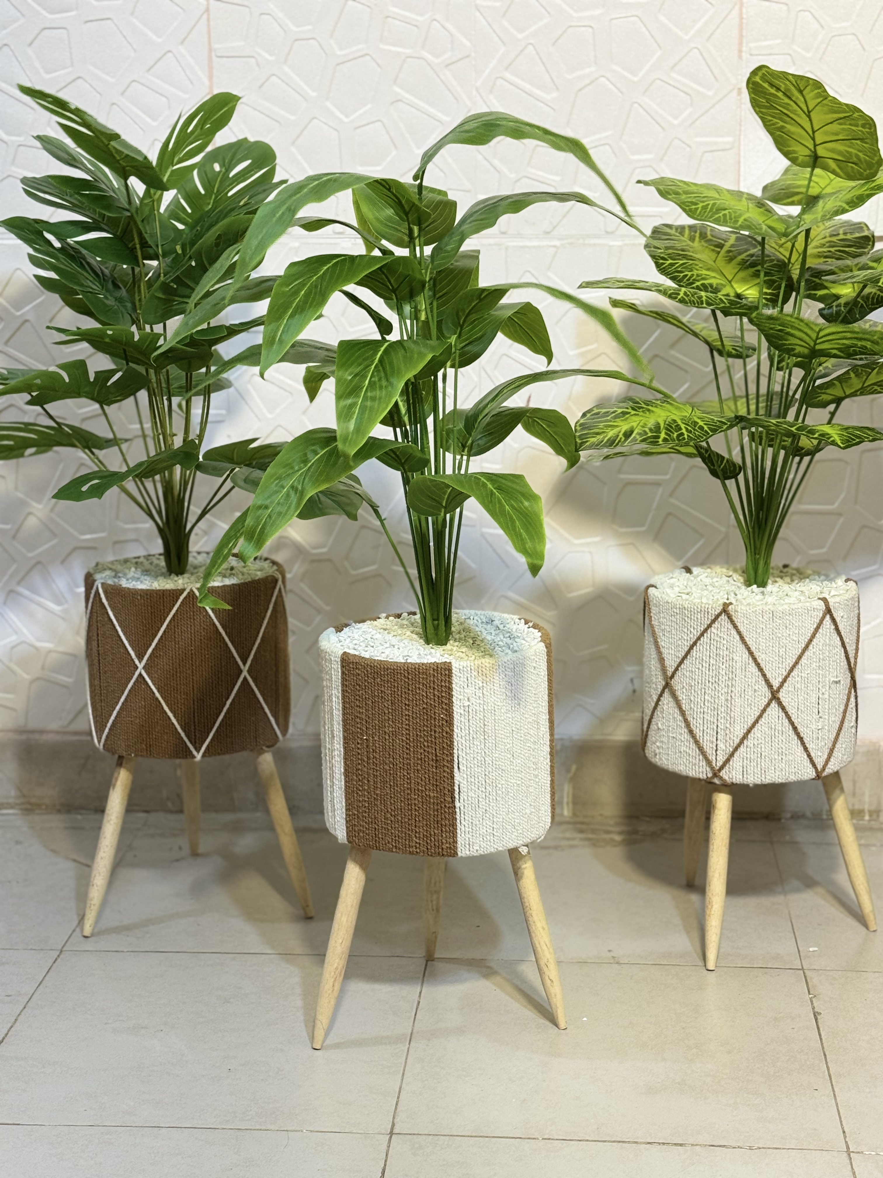 3 ft basket with  plant